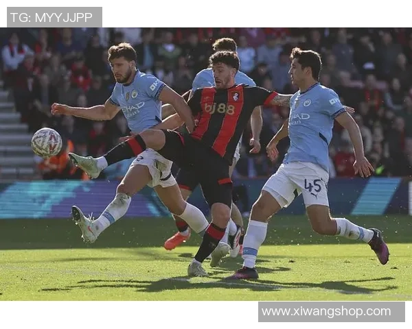 足总杯激战莱比锡与曼城鏖战至平局精彩集锦引发全场热烈反响 足总杯激战莱比锡与曼城鏖战至平局精彩集锦引发全场热烈反响