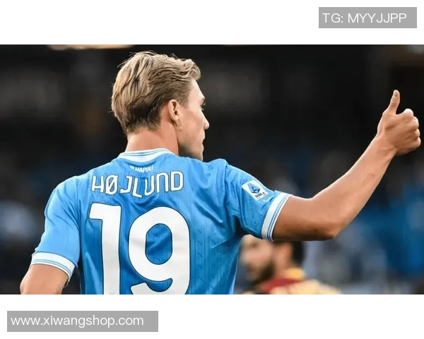 那不勒斯惊艳逆袭曼城国王杯帽子戏法点燃全场激情