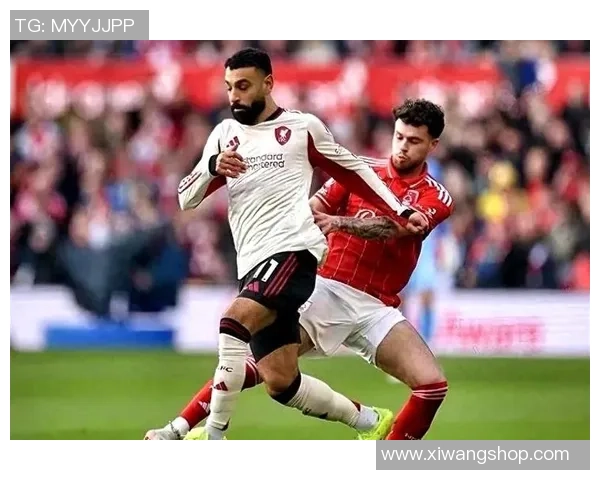 英超激战:巴黎圣日耳曼与AC米兰平局红牌事件引发全场热议 英超激战:巴黎圣日耳曼与AC米兰平局红牌事件引发全场热议